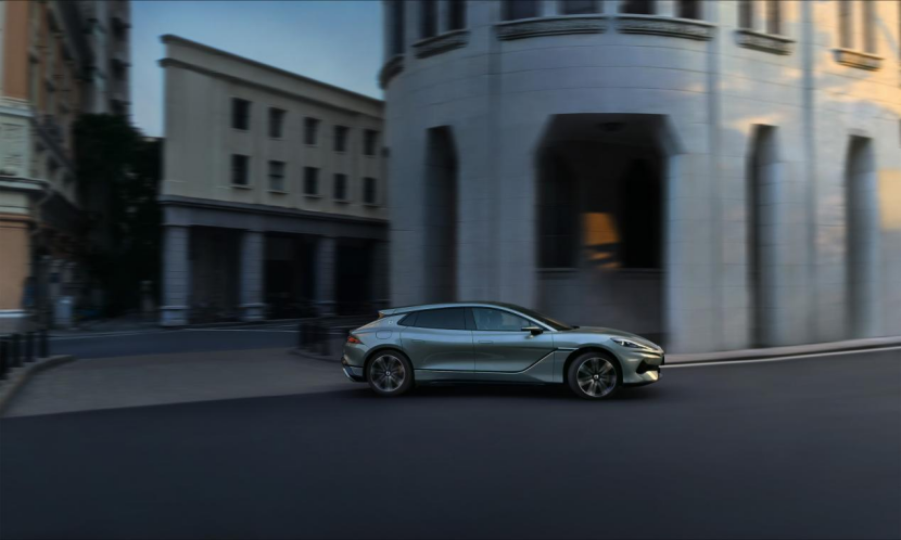 20250423_1745418295321132.png 全球首搭云辇-M的腾势Z概念跑车亮相,腾势全明星尽显科技豪华魅力1783.png